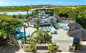 Kokomo Botanical Resort - Caribbean Family Cottages